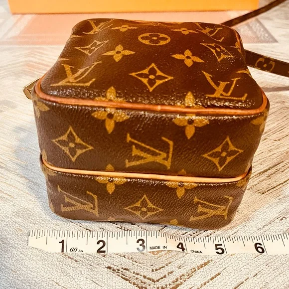 Louis Vuitton Brown Monogram Men's crossbody bag - Picture 6 of 16